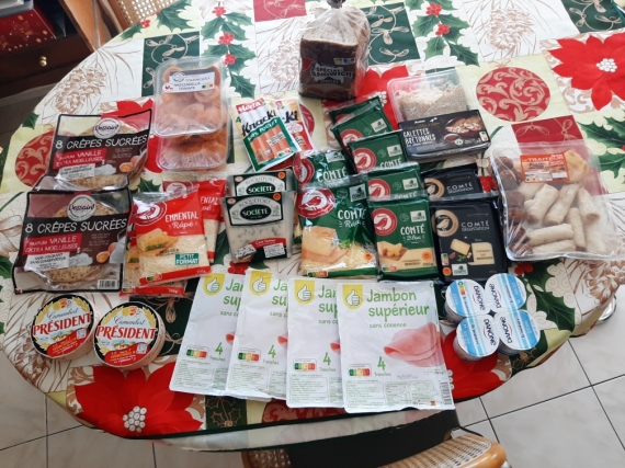 par ma soeur chez auchan minute pour 9.98 avec 2 paniers [img=./images/uploadMembre/53398/bon-plan/282224.jpg]