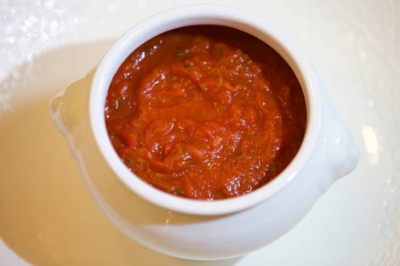 tache sauce tomate